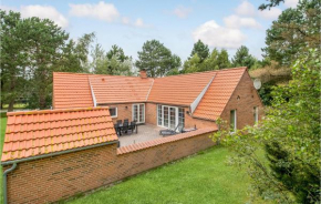 Beautiful Home In Væggerløse With Private Swimming Pool, Can Be Inside Or Outside